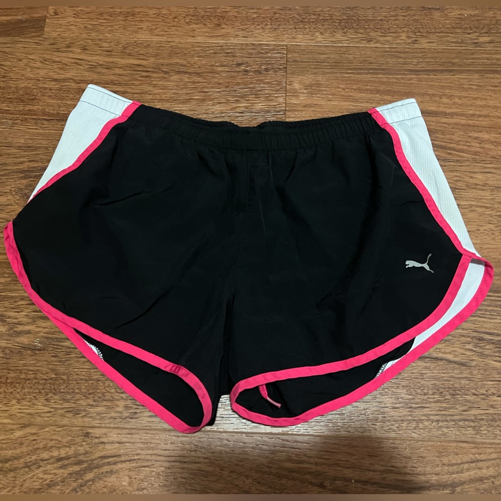 Puma Dri fit Running Shorts Size Medium